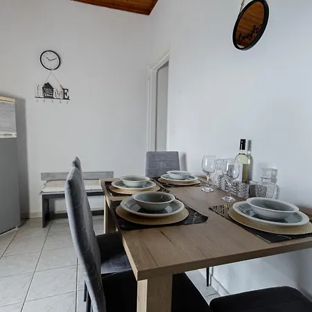 Apartment Sarita's & Laganas